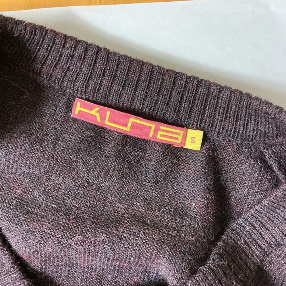 Kuna Men's Heather Red Ribbed Shoulders & Elbows Baby Alpaca V-Neck Sweater S - Picture 5 of 7